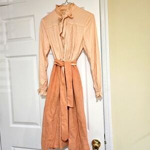 VINTAGE Discovery Fashions Dress  Peach Color Teacher Union USA